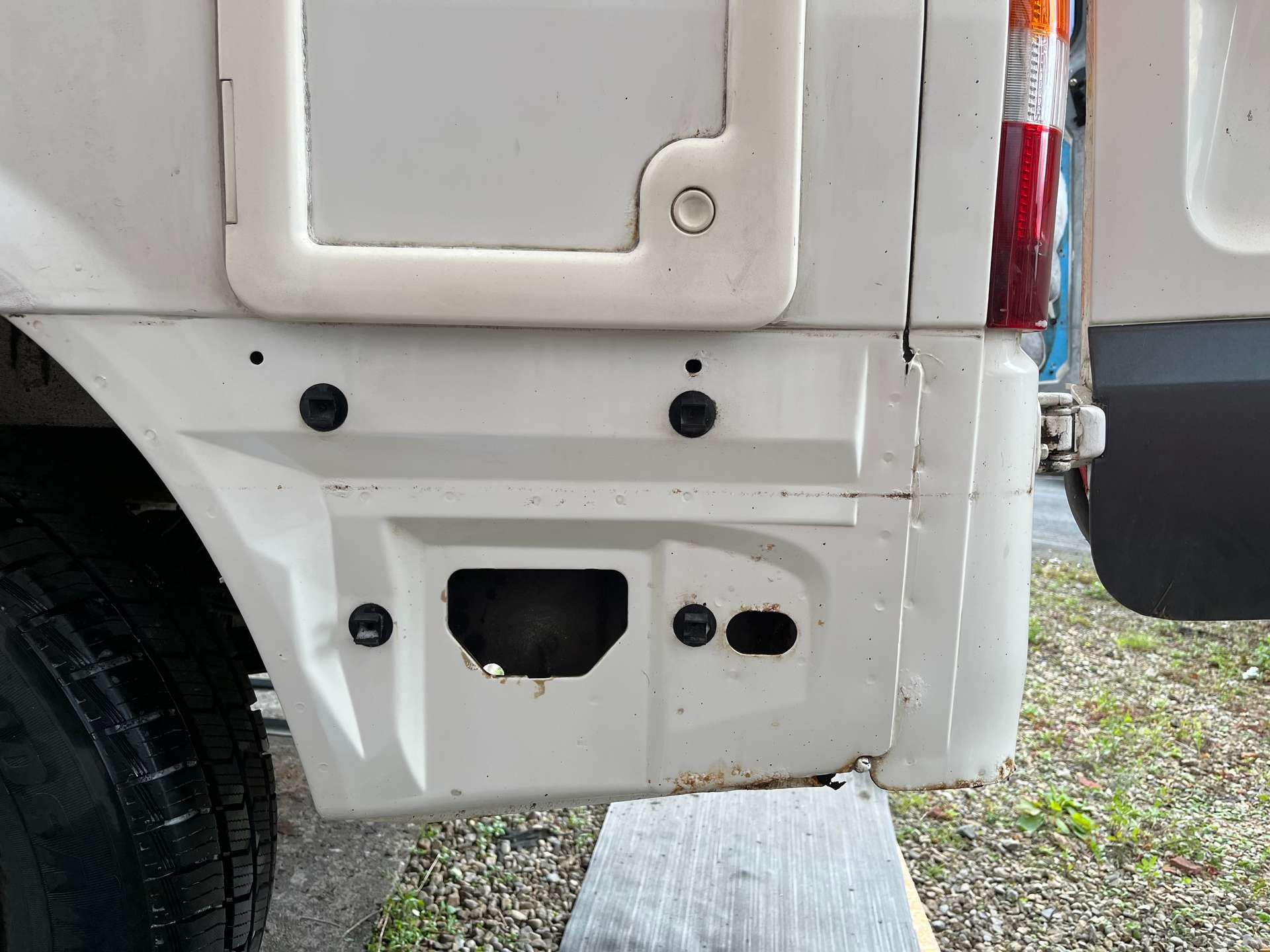 Nearside rear quarter